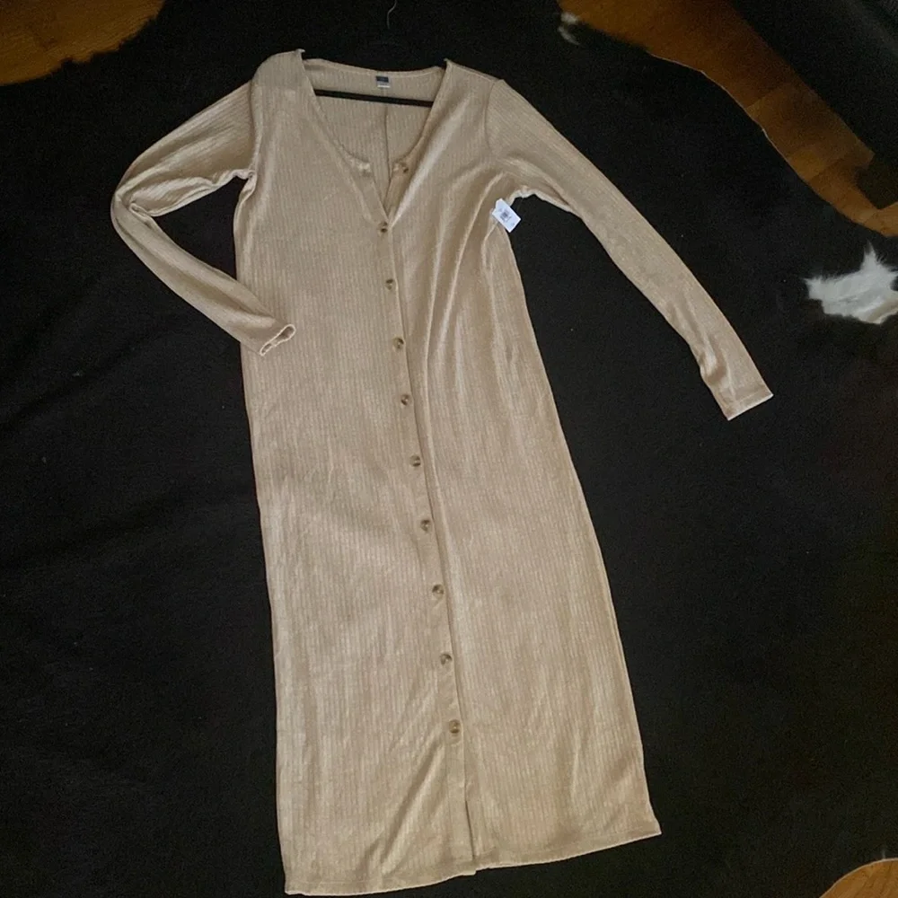Old Navy - Picture 1 of 5